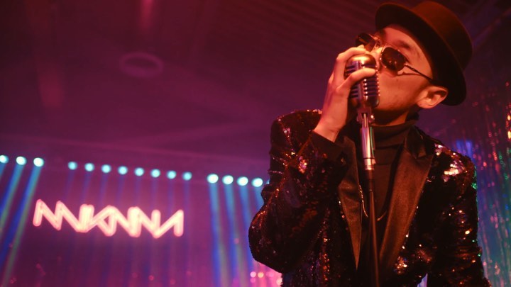 MIKNNA · live